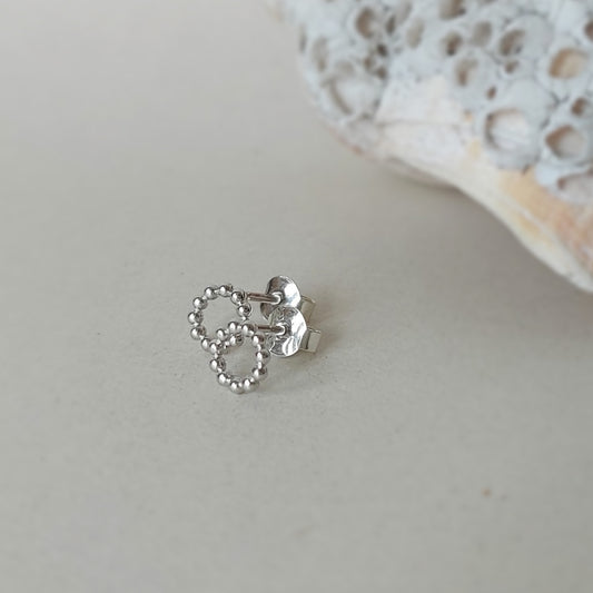 Pareldraad oorsteker